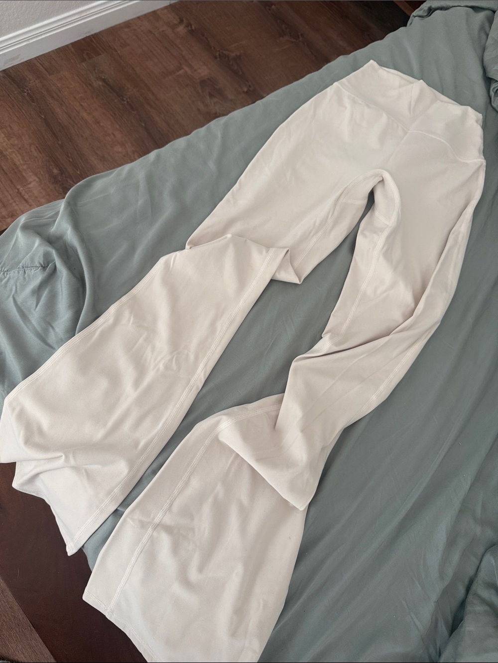BuffBunny High-Waist Cream Flared Leggings - Picture 1 of 2